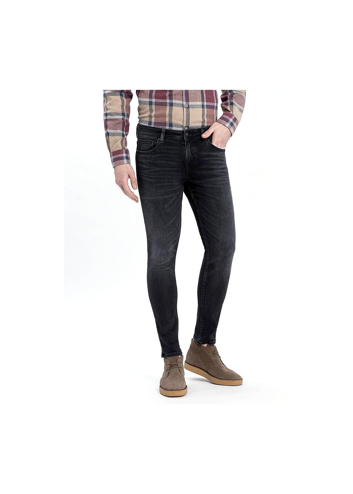 Cross Jeans® Scott Skinny Fit - Dark Gray (005)