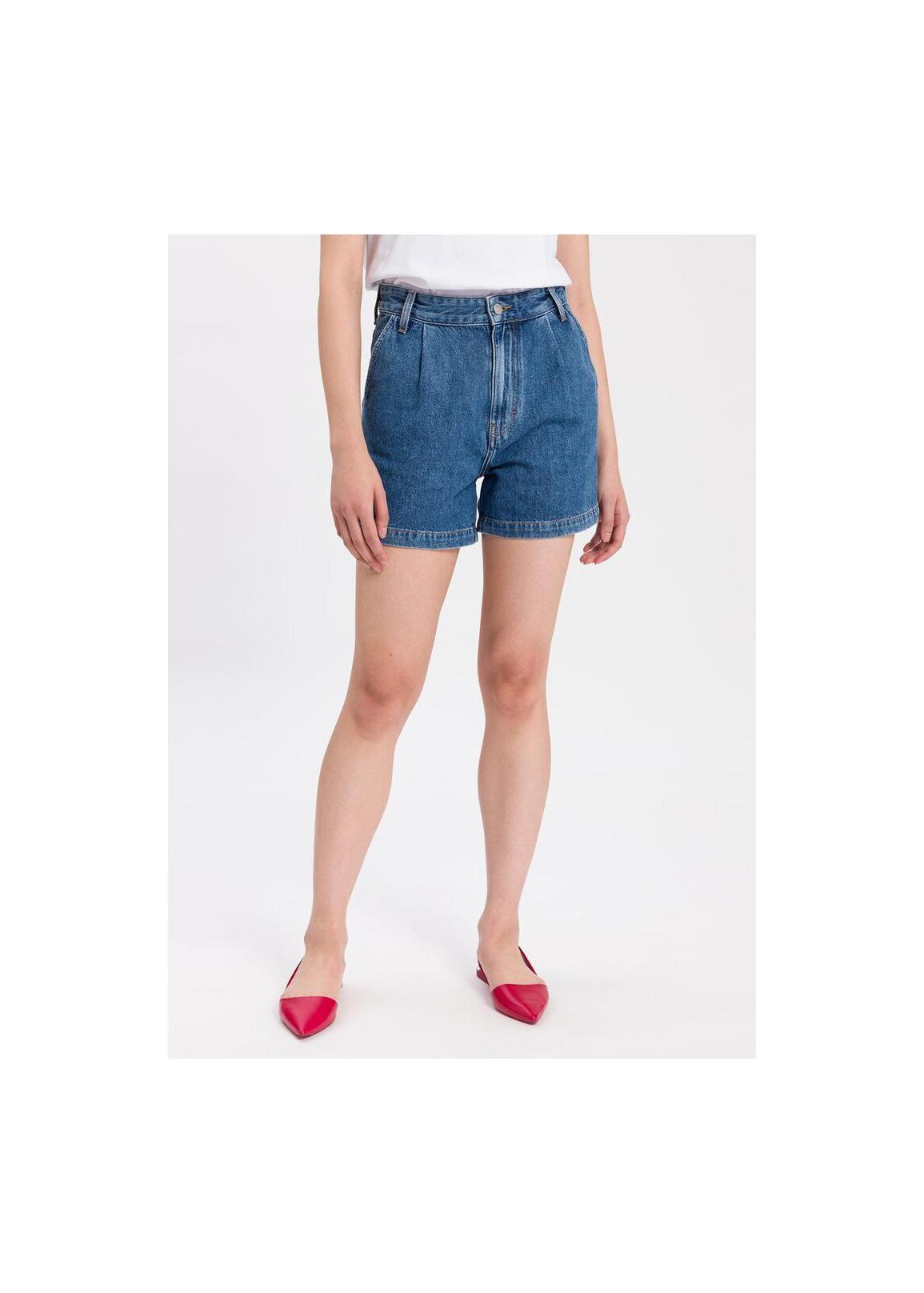 Cross Jeans® Pleated Chino Short - Sky Blue (005)